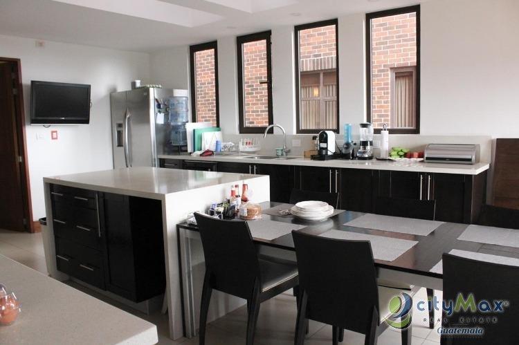 Vendo Apartamento 410Mts totales en Zona 10 - Miniatura 14
