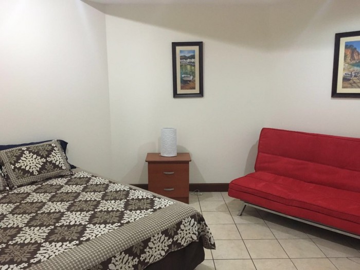 Apartamento amueblado en alquiler o venta, zona 10 - Image 3