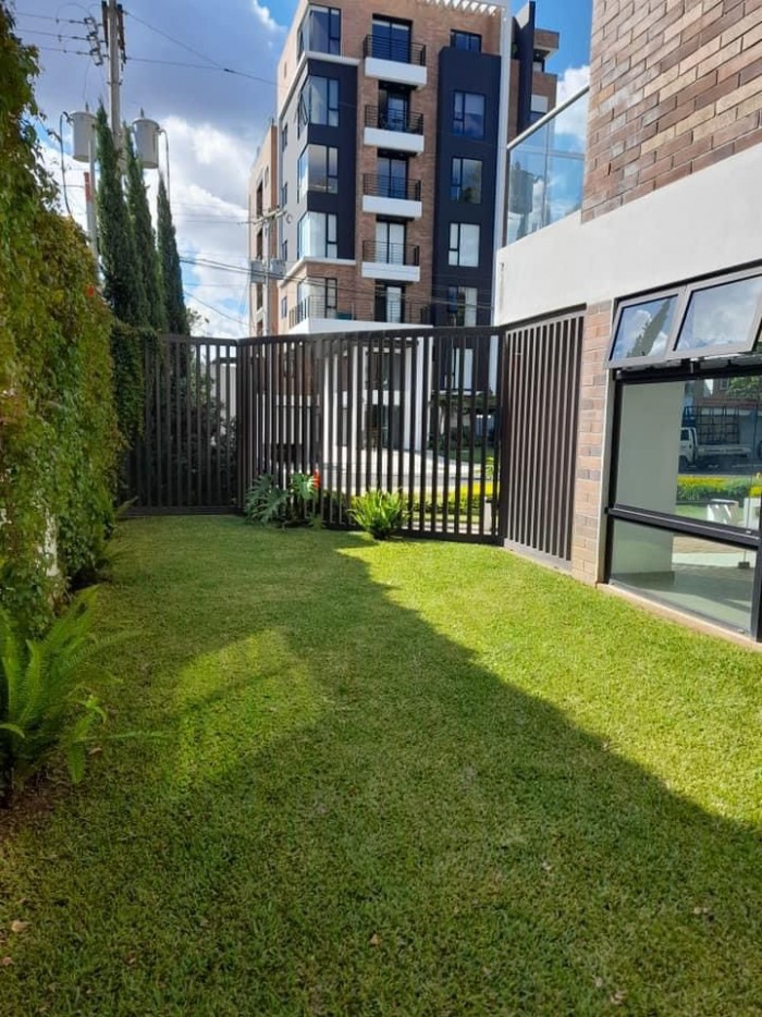 RENTO APARTAMENTO EN EDIFICIO NU, ZONA 15 — foto 7