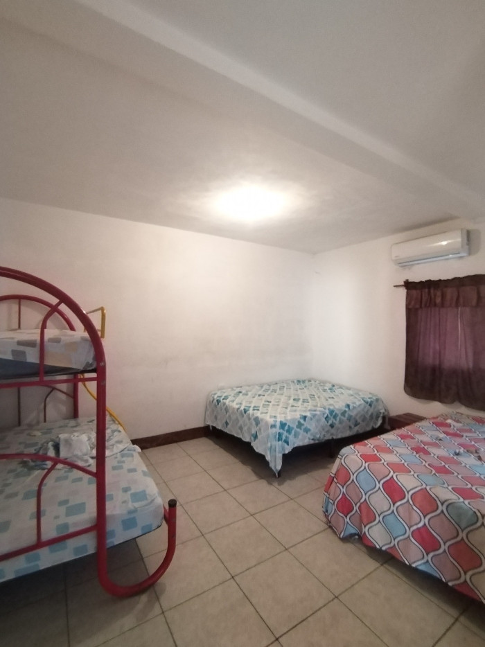 HERMOSA CASA EN #VENTA EN MONTERRICO - 4