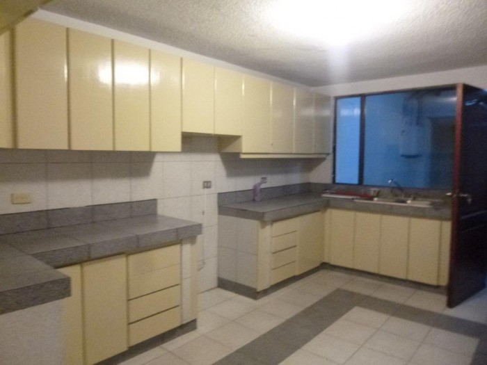 Casa Comercial en Venta o Renta en zona 13 Guatemala - Miniatura 5