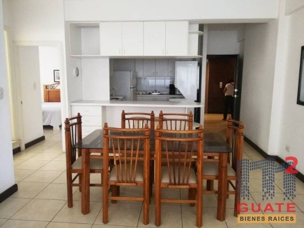 Apartamento de 100 m2 de construcción en Renta, Zona 14
