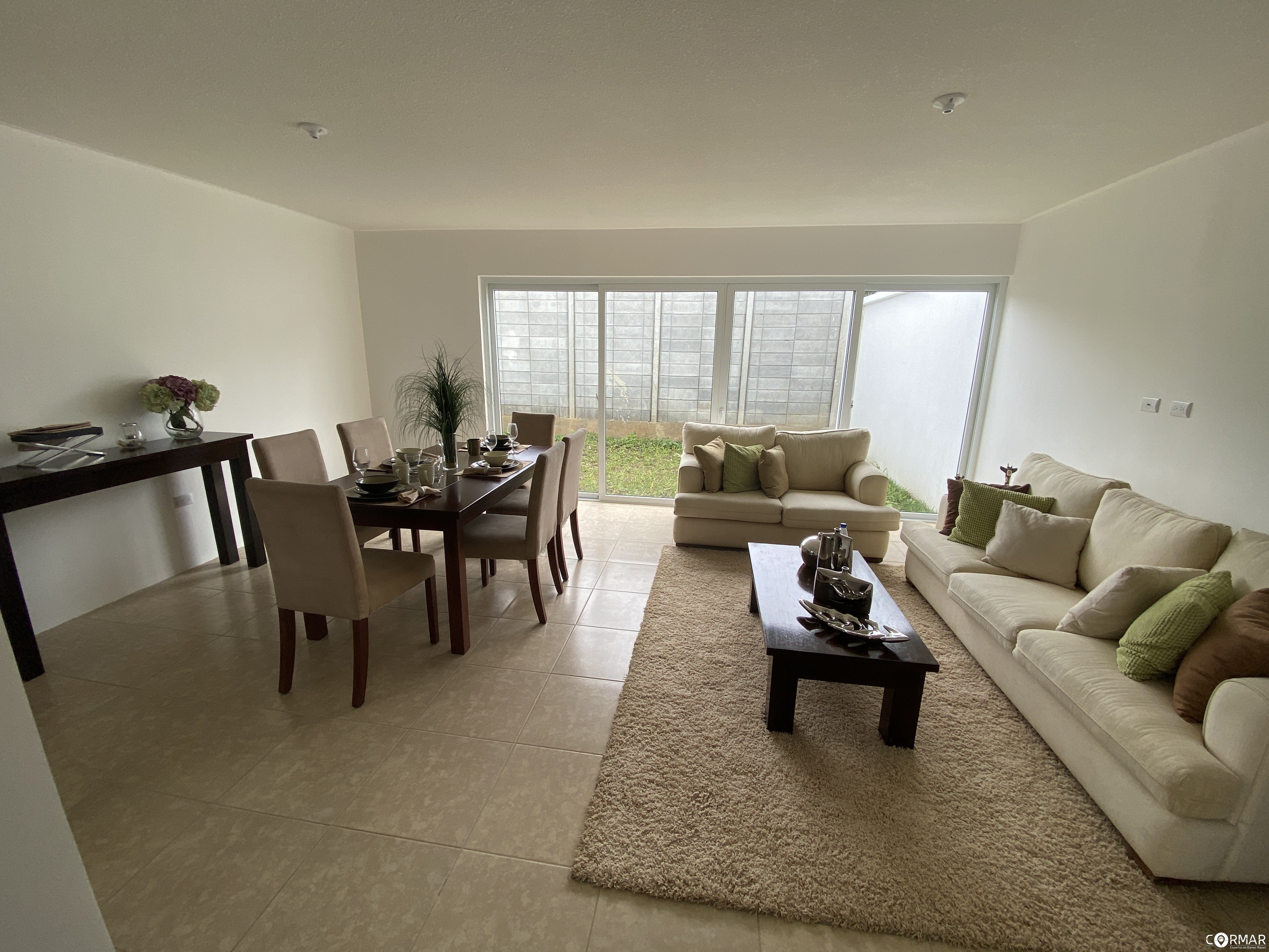 CASA EN VENTA EN PASEO DE ARRAZOLA - Miniatura 2