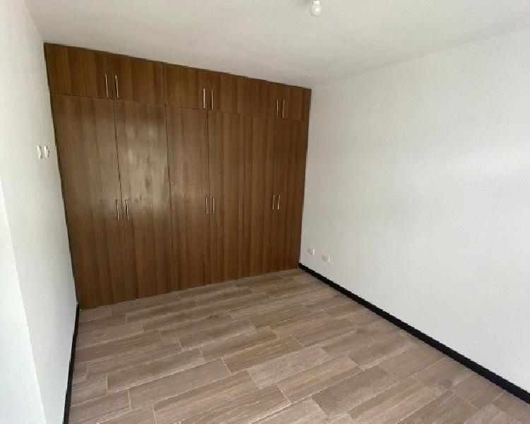 APARTAMENTO EN RENTA EN CENTO, SANTA CATARINA PINULA — foto 5