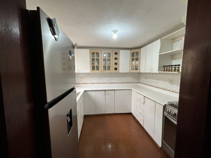 Casa en venta en Villa Romana zona 10 Villa Nueva — foto 3