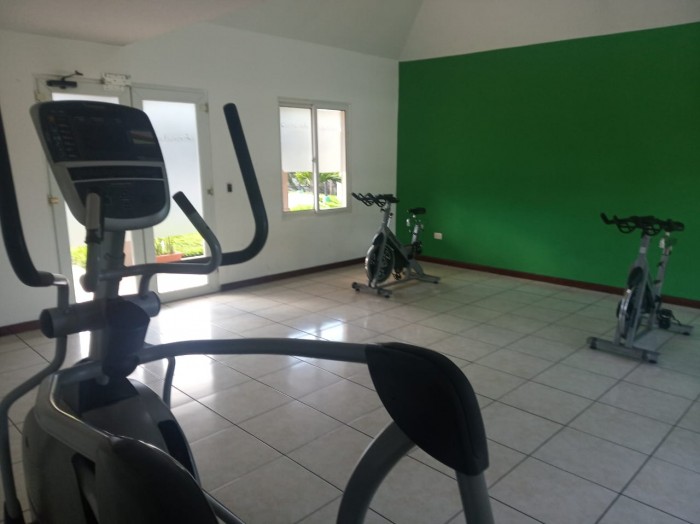 Vendo Casa de 2 Niveles en Casa Florentina Zona 17 - Miniatura 15