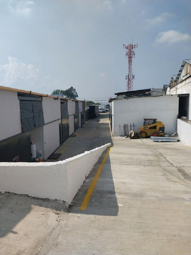 OFIBODEGA EN RENTA ZONA 12 - 3