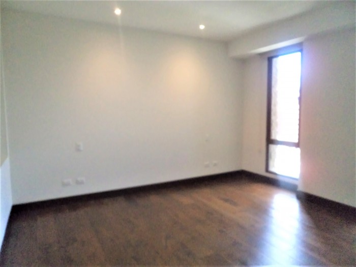CITYMAX Renta Apartamento de Lujo en la Zona 14 - Image 1