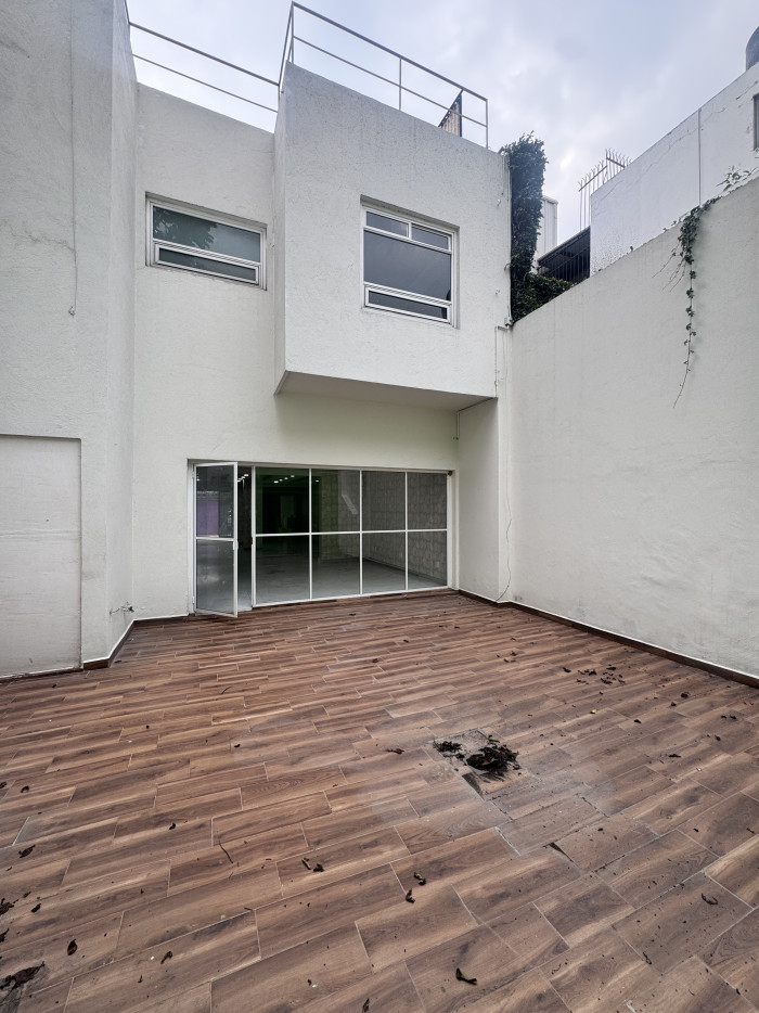 Casa con uso de suelo en renta en Colonia Anzures - 4