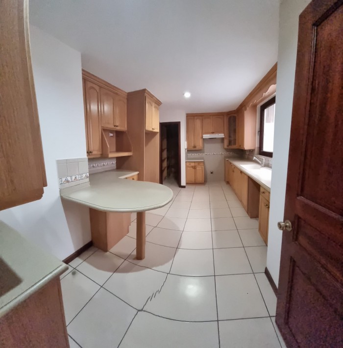 Apartamento en Alquiler en Oakland Villas zona 10 Guate - Miniatura 10