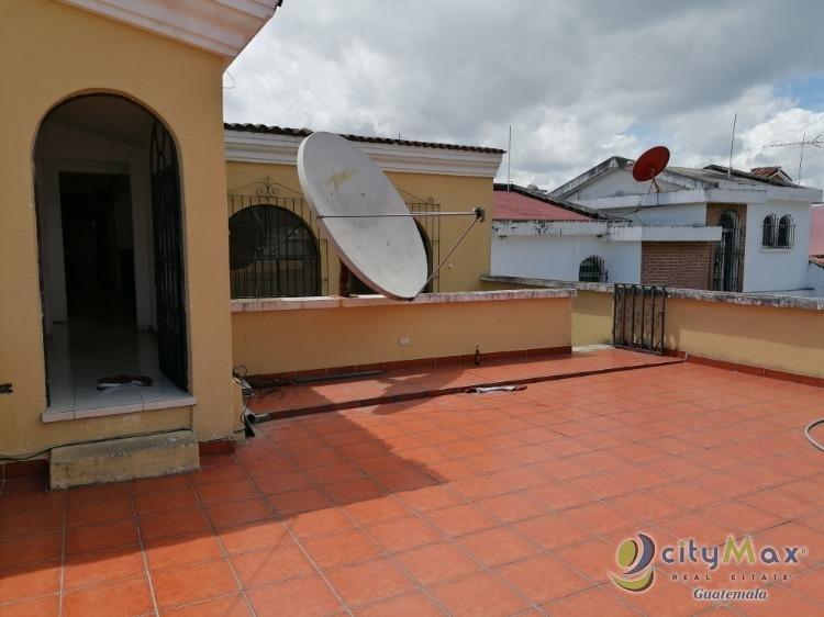 Casa en Renta en zona 12 para vivienda u oficinas - Miniatura 18