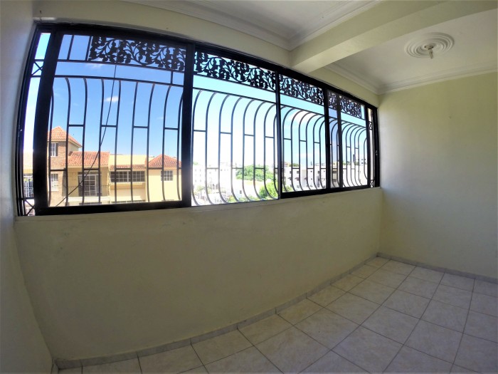 LA ESPAÑOLA - (RENTADO) — foto 3