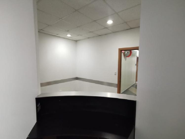 OFICINA EN RENTA EN SIXTINO 2, ZONA 10 — foto 3