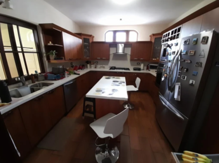 CASA AMPLIA RESIDENCIAL ZONA 16 - Image 3