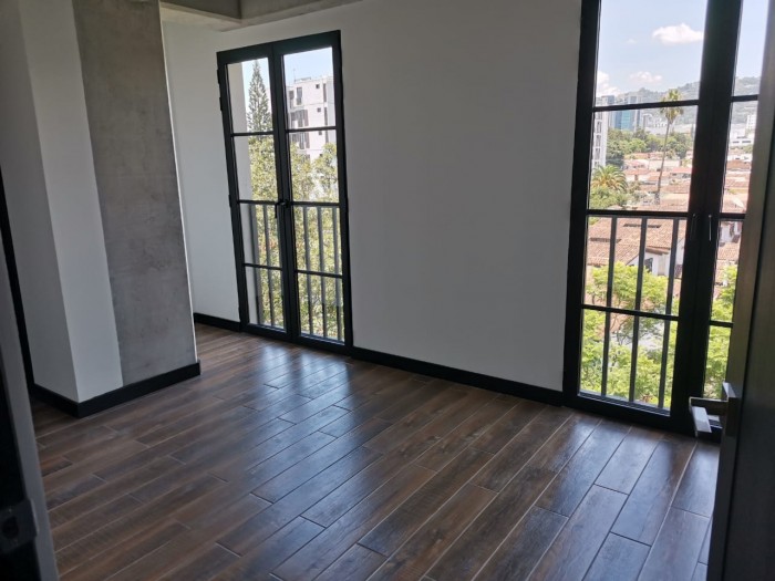 Rento amplio y moderno apartamento en zona 14 — foto 5