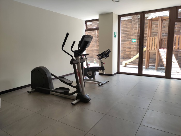 Vendo Apartamento de 89 Metros2 Torre Barcelona Zona 9 - Miniatura 14