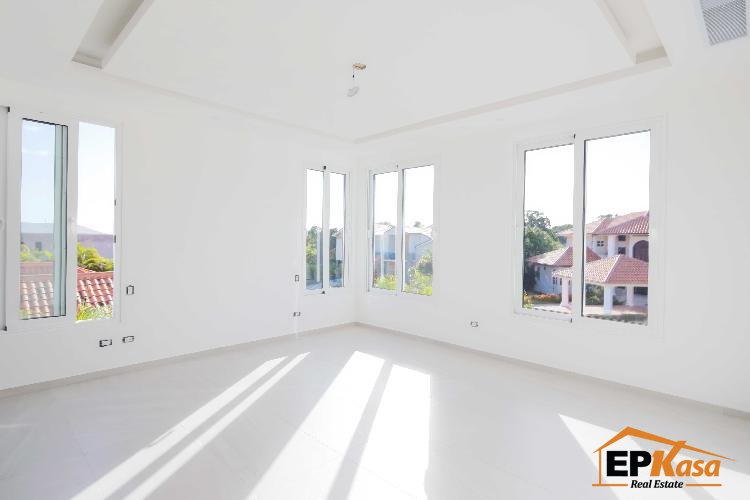 Villa Amueblada de venta en Cocotal Golf & Country Club — foto 11
