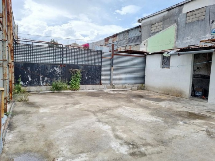 Terreno en Renta Zona 11 Carabanchel, uso comercial - Image 3