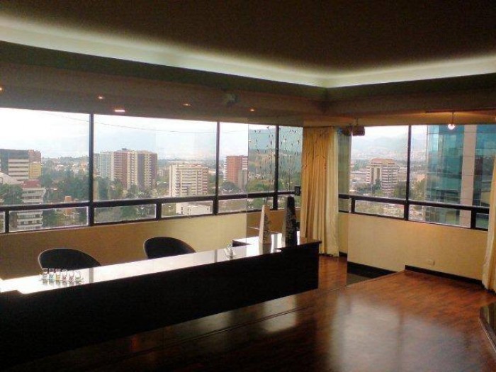 Apartamento amueblado en RENTA y VENTA, zona 14 - Image 2