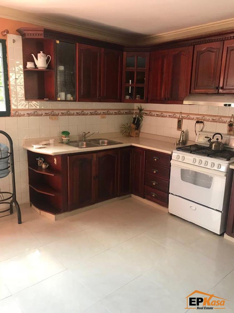 Casa en Arroyo Hondo de Venta en Santo Domingo. — foto 2