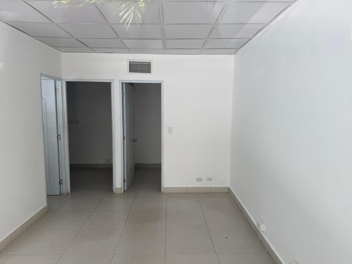 LOCAL COMERCIAL EN ALQUILER EN PLAZA RAMBLAS BOULEVARD - 3