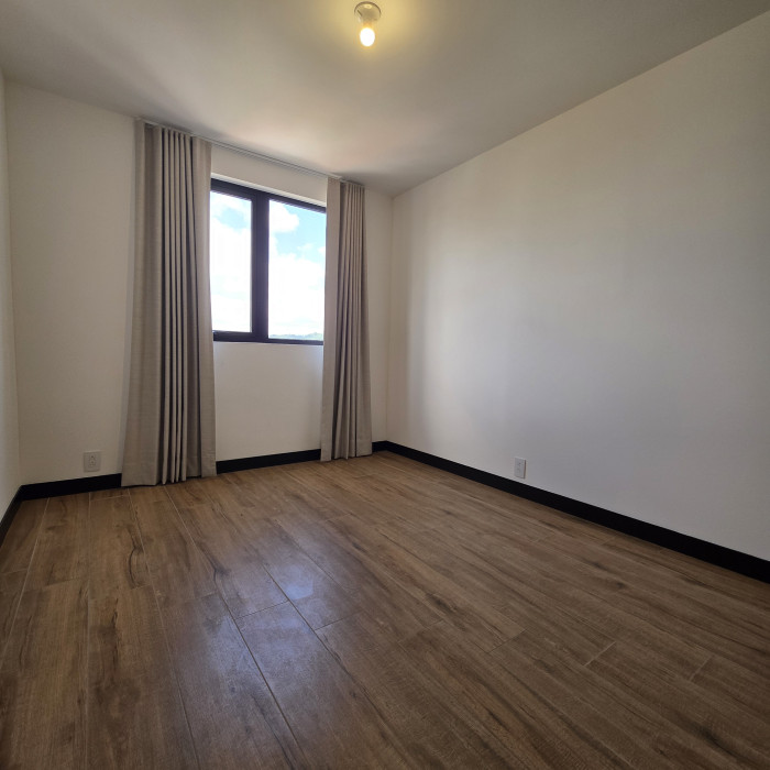 Apartamento Nuevo en Renta en Zona 15 Guatemala - Miniatura 18