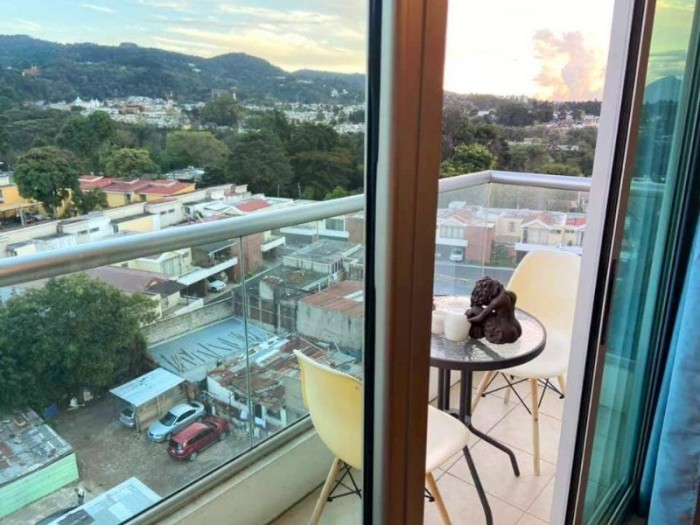 APARTAMENTO EN RENTA, ZONA 14 — foto 2