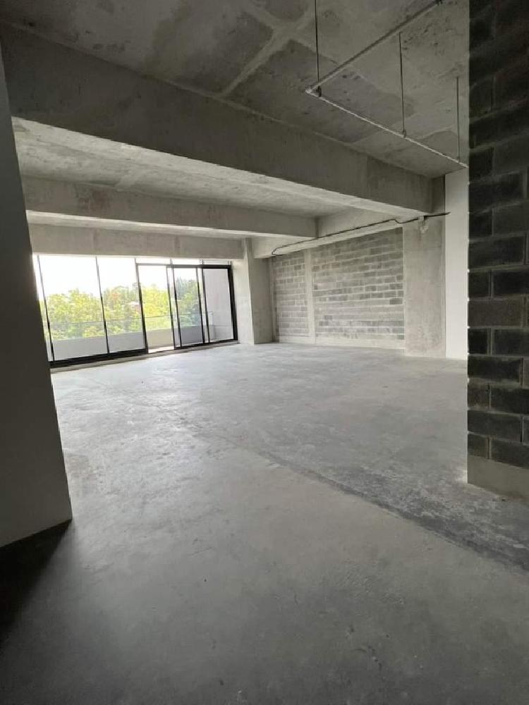 Oficina en alquiler en Centro de Negocios SPAZIO Z15 — foto 7