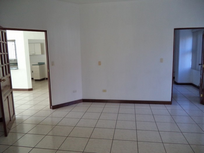 Plus Real Estate renta apartamento en zona 15 — foto 4