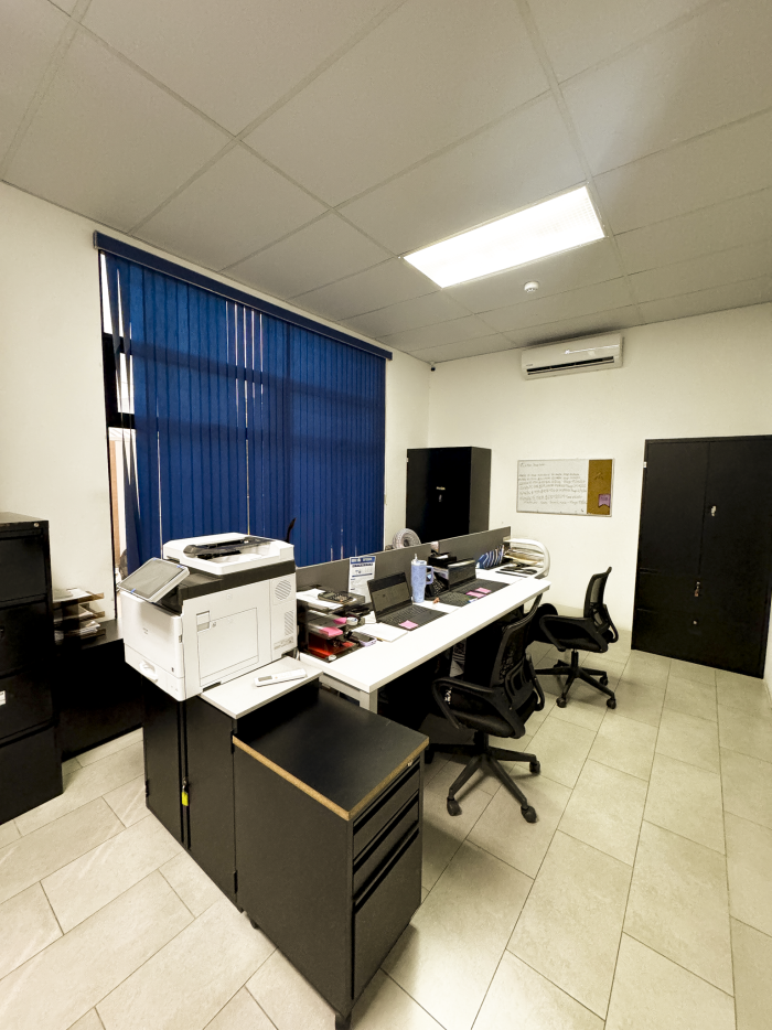 Ofibodega en venta por Redondel Integración alquilada - 9