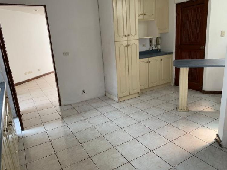 CASA EN RENTA EN ZONA 15 VHI — foto 13