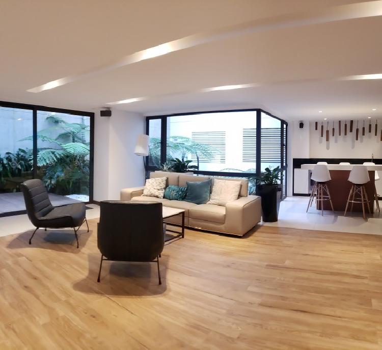 Vendo Apartamento con 169.60m2 en Zona 15 - Miniatura 12