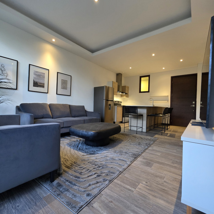 Apartamento amueblado en Alquiler Lirios de Cayala Z.16 - Image 3