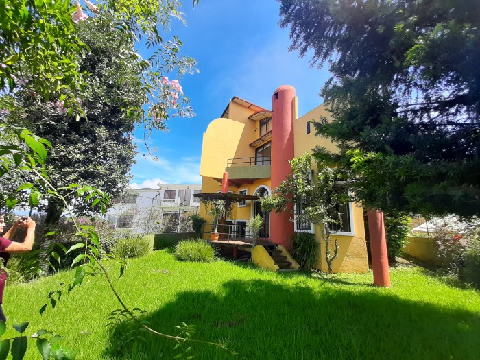 CASA EN VENTA CON HERMOSA VISTA KM 16.5 CAES