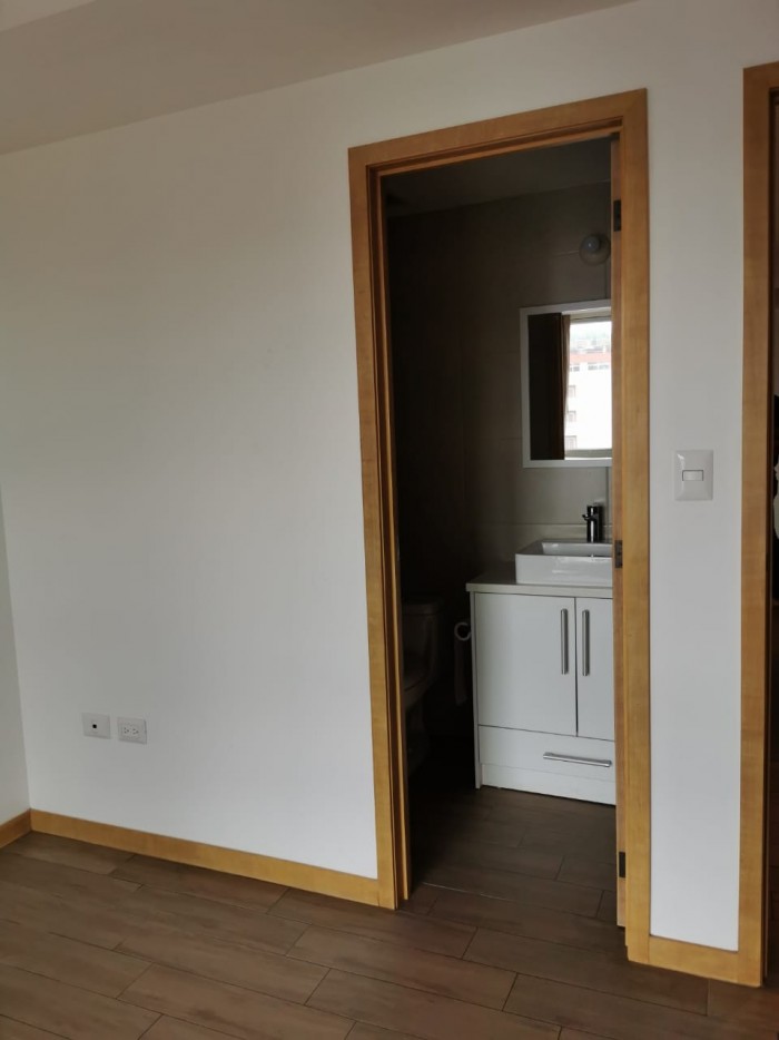 Apartamento en Renta en excelente ubicación zona 10 — foto 5