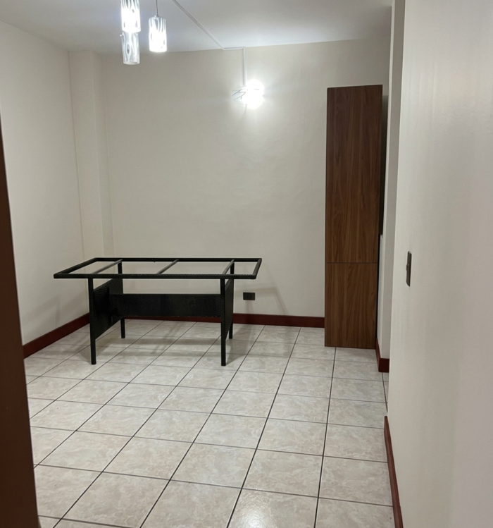 Casa en Venta Zona 18 dentro de residencial  - Miniatura 12