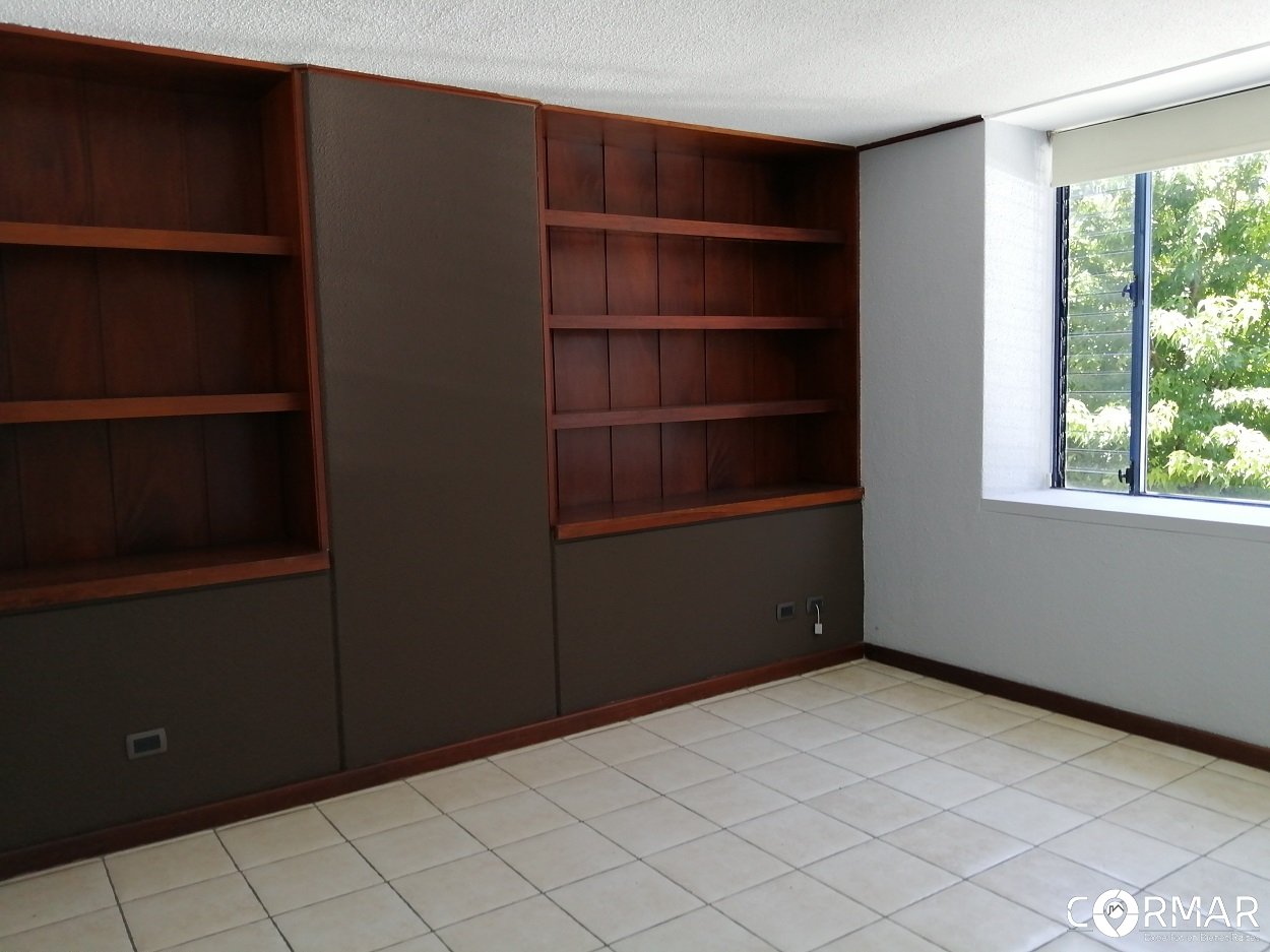 Apartamento en alquiler, zona 14 - Miniatura 7