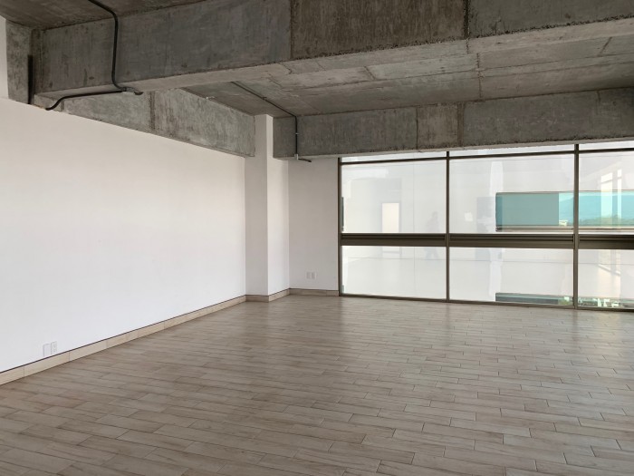 Oficina en alquiler en edificio nuevo en zona 10 - Image 1
