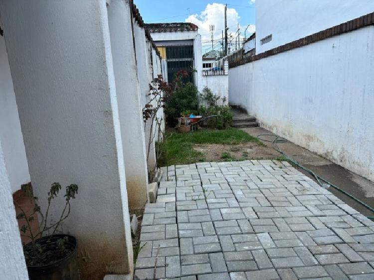 CASA EN VENTA EN ZONA 14 — foto 11