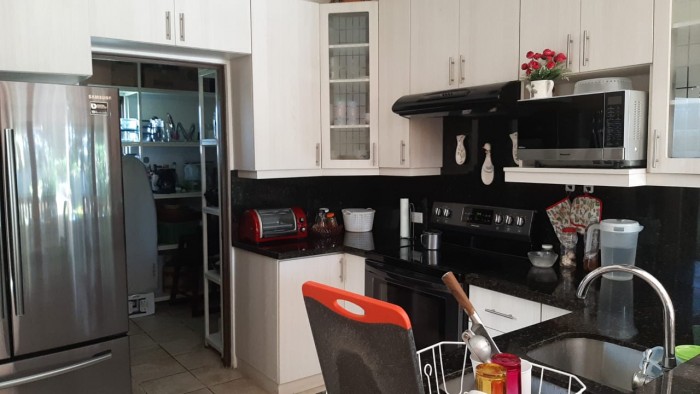 Rento casa en Fraijanes — foto 3