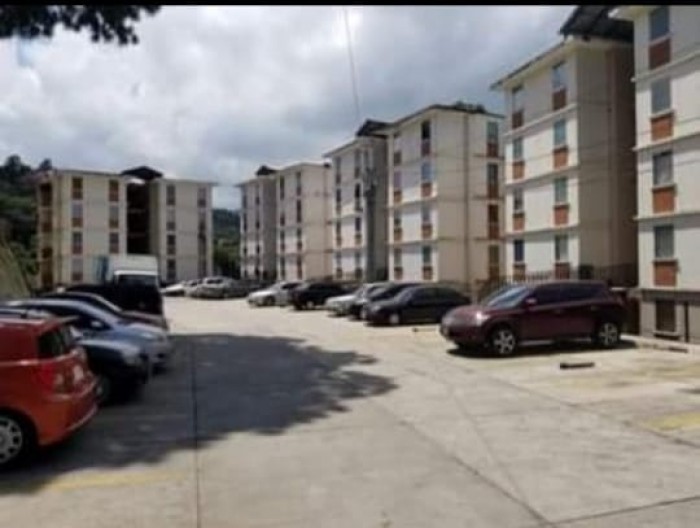 Vendo apartamento en zona 10 de Santa Catarina Pinulaa — foto 10