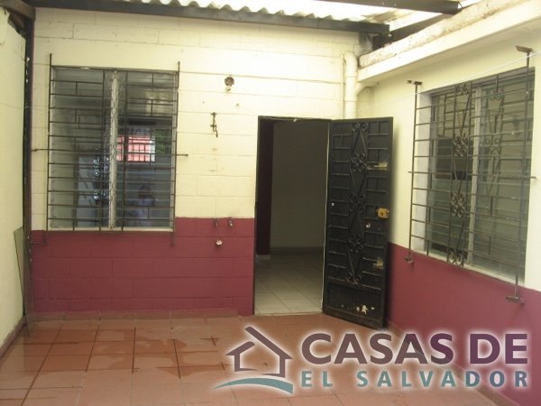Casa en Santa Tecla Residencial Privado zona céntrica - 7