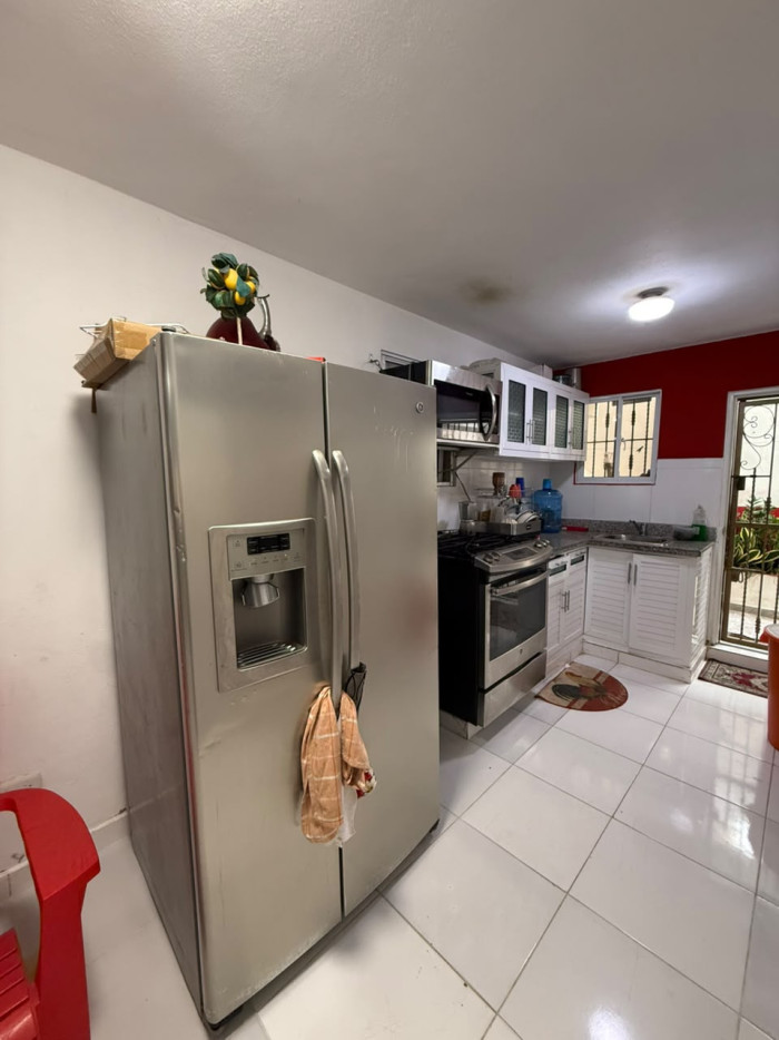 VENTA DE CASA EN BUENOS AIRES CON 5 HABITACIONES - 4