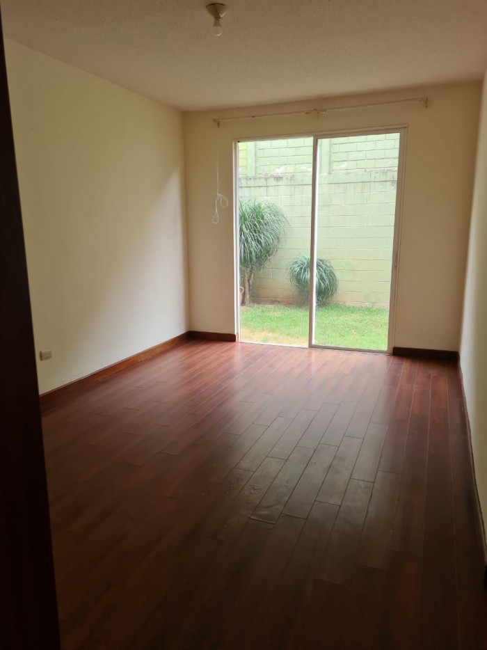 VENDO CASA CONDOMINIO ALCAZAR DE SANTA AMELIA ZONA 16 — foto 4