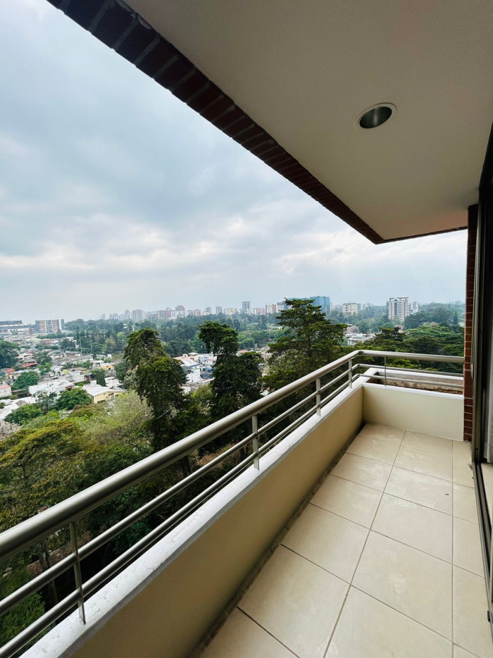 Apartamento de 3 habitaciones en renta en zona 10 — foto 4