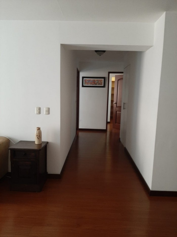 Apartamento en RENTA amueblado zona 14 - Miniatura 6