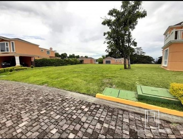 HomePro Inmobiliaria vende terreno en CAES — foto 2