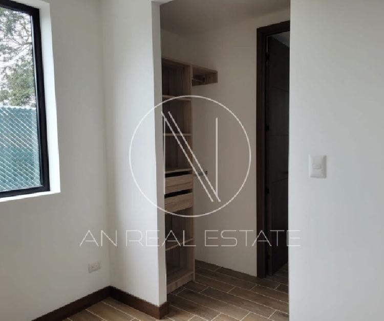 APARTAMENTO EN RENTA EN ZONA 14 — foto 4