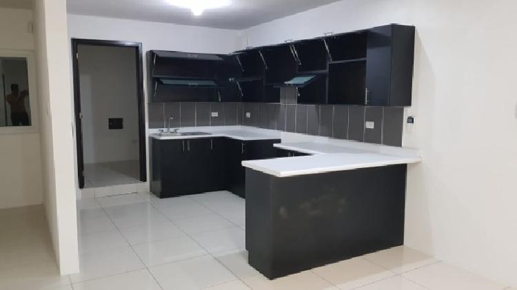 APARTAMENTO TIPO LOFT EN RENTA EN HACIENDA REAL ZONA 16