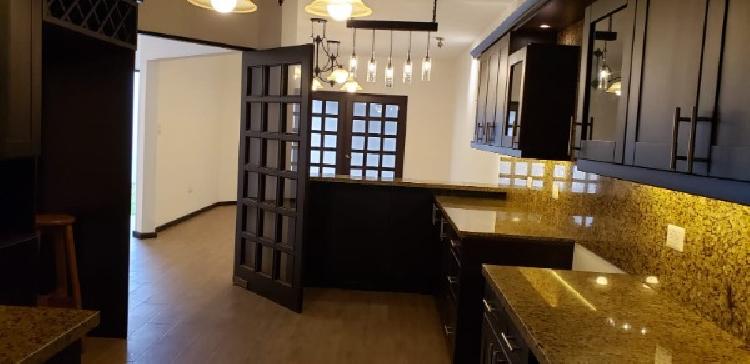 Casa en venta 4 habitaciones en Sector A1, Ciudad San C